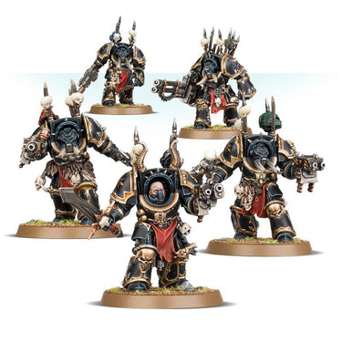 Warhammer 40k Chaos Space Marines Chaos Terminator Squad tabletop gaming miniatures, detailed plastic figures from Games Workshop