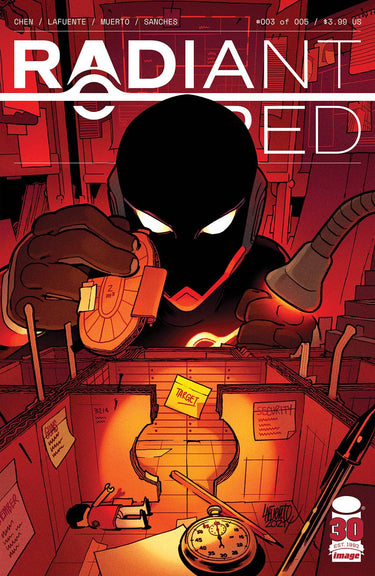 Radiant Red #3 (Of 5) Cvr A Lafuente & Muerto (05/04/2022) - State of Comics