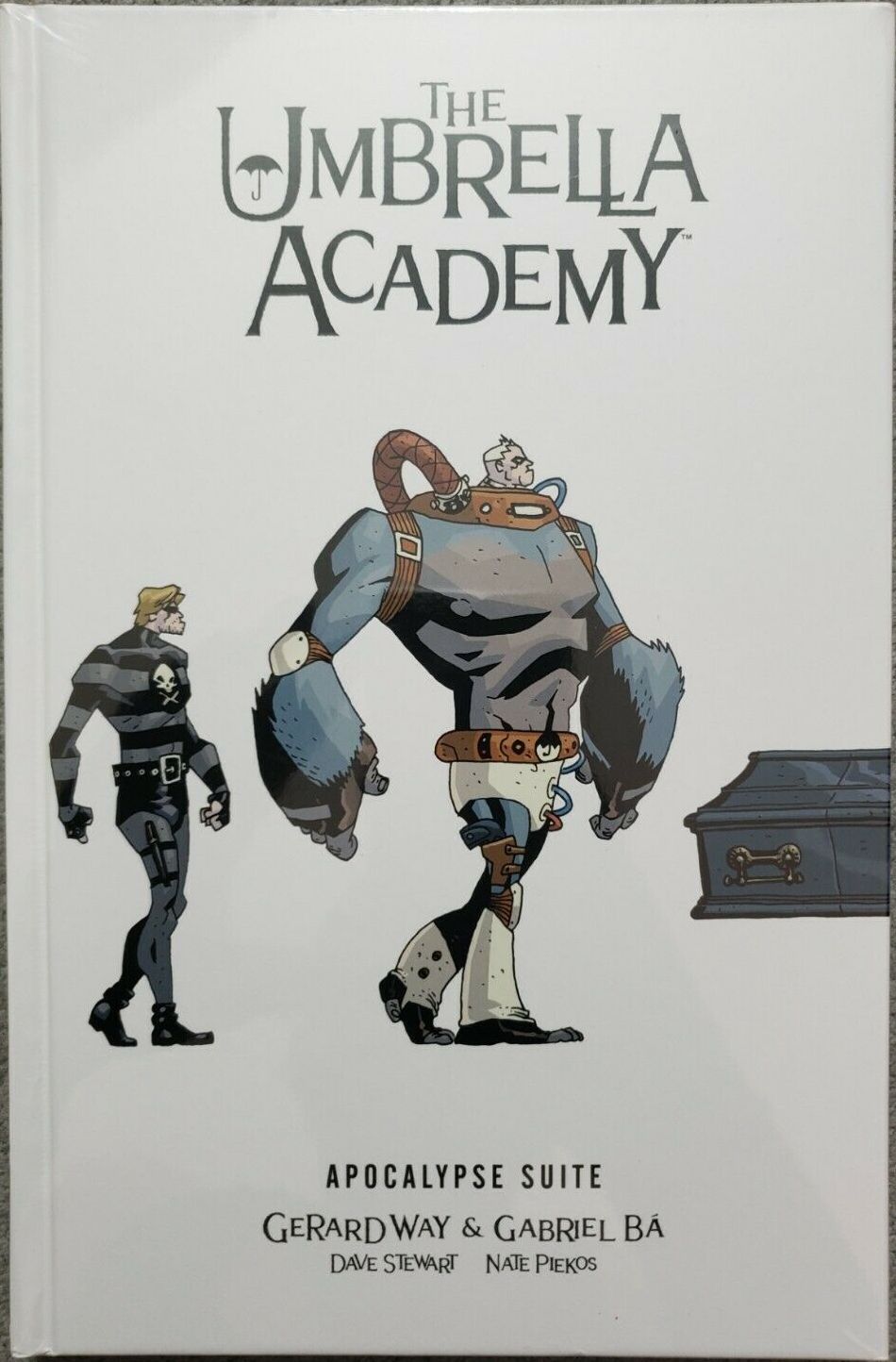 Umbrella Academy Apocalypse Suite HC Retailer Thank You Var - State of Comics