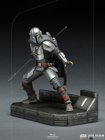 The Mandalorian 1:10 Scale Statue By Iron Studios - State of Comics